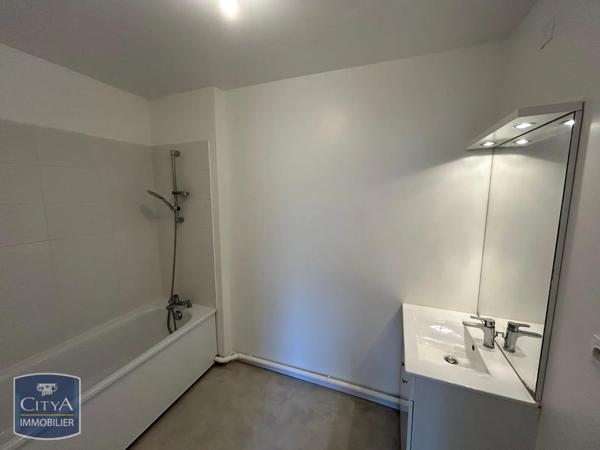 Appartement à louer 2 pièces 43.8m² Quincy-sous-Sénart (91480)