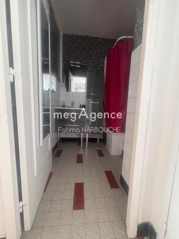 Appartement à LE CHAMBON-FEUGEROLLES, 42500 - 3 pièces 56m²