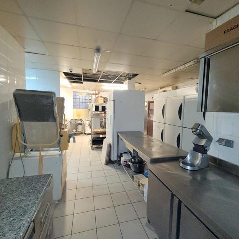 Dpt Gard (30), à vendre ALES FONDS DE COMMERCE BOULANGERIE, PATISSERIE, SANDWICHERIE, SNACKING