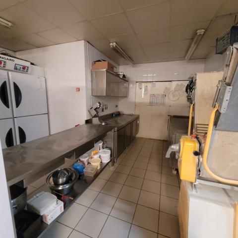 Dpt Gard (30), à vendre ALES FONDS DE COMMERCE BOULANGERIE, PATISSERIE, SANDWICHERIE, SNACKING