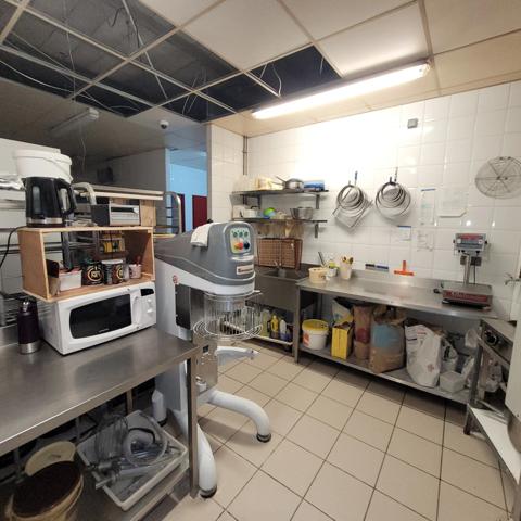 Dpt Gard (30), à vendre ALES FONDS DE COMMERCE BOULANGERIE, PATISSERIE, SANDWICHERIE, SNACKING