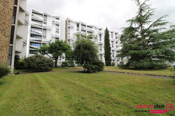 Appartement 5 pièces 79.7 m2