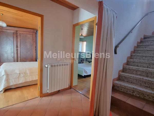 Maison atypique T5 de 121m² habitables + garage de 125m²