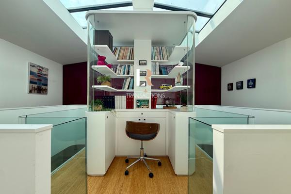 La Rochelle (17000) Marché central - Maison unique au design ultra contemporain avec extérieur