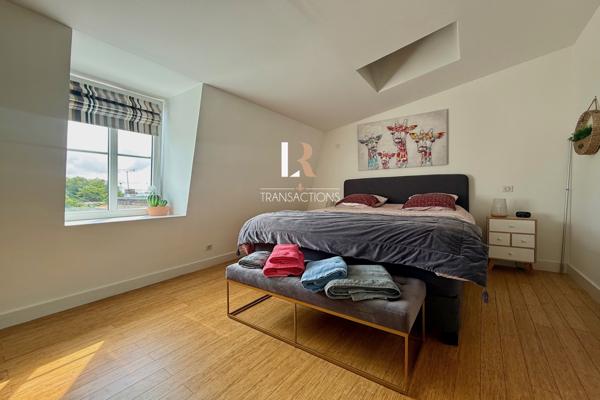 La Rochelle (17000) Marché central - Maison unique au design ultra contemporain avec extérieur