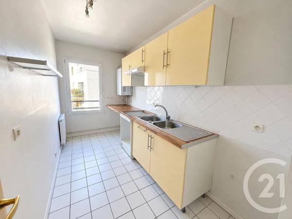 Appartement F3 à vendre  3 pièces - 61 m 2   MANTES LA JOLIE  - 78