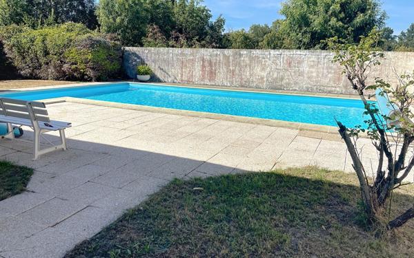 Maison à vendre    5 pièces •  Salles-sur-Mer