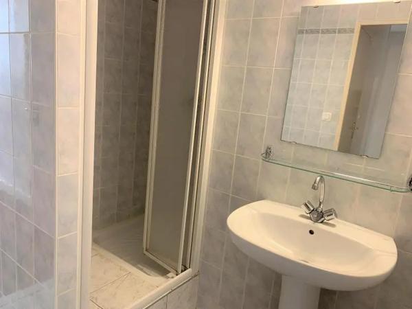Appartement à louer 2 pièces 40.09m² Angers (49100)