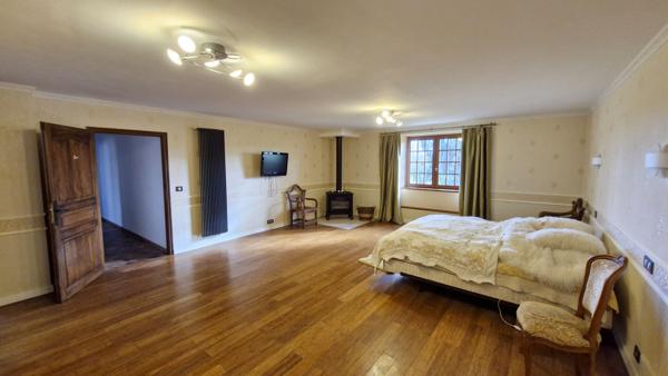 Maison de pays 10 pièces 470 m2