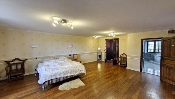Maison de pays 10 pièces 470 m2