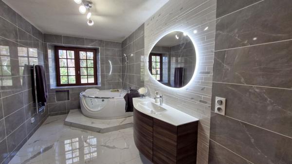 Maison de pays 10 pièces 470 m2