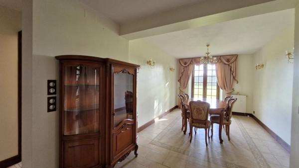 Maison de pays 10 pièces 470 m2