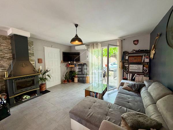 Maison récente de plain-pied , 3 chambres , Terrain clos de 590 m²