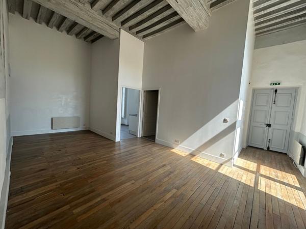 Appartement T3 ,  
Carquefou 44470