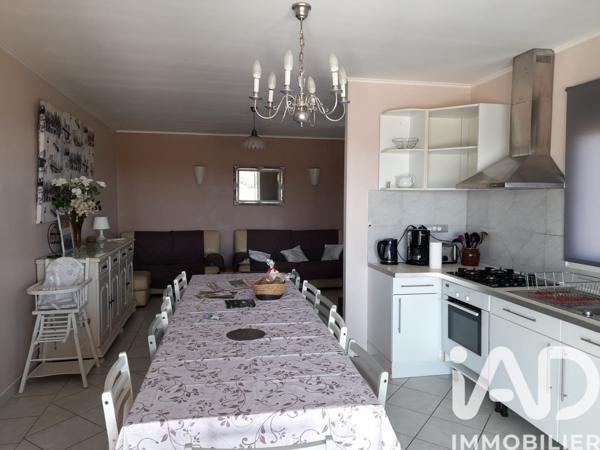 Maison à vendre 9 pièces 165 m² Proissans