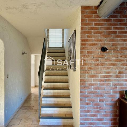 MAISON 5 Pièces 139 m² avec PISCINE -  VUE/L'ESTEREL - PROCHE MER