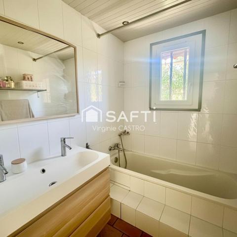 MAISON 5 Pièces 139 m² avec PISCINE -  VUE/L'ESTEREL - PROCHE MER