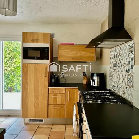 MAISON 5 Pièces 139 m² avec PISCINE -  VUE/L'ESTEREL - PROCHE MER