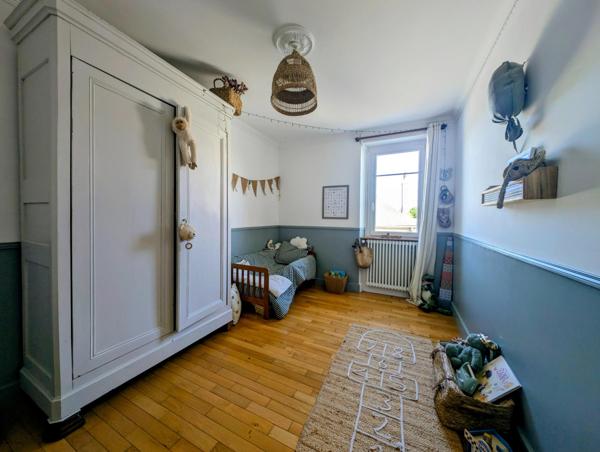 Maison 4 chambres avec potentiel extension