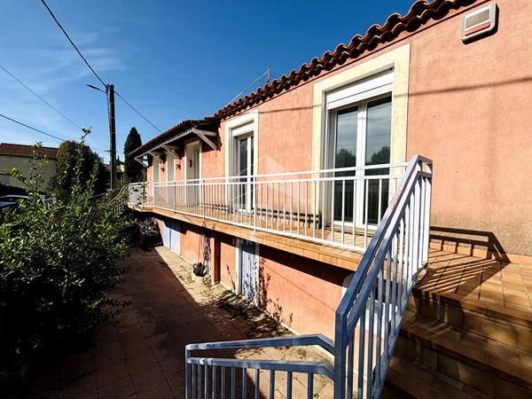 ISTRES - Maison Type 4 de 92 M2 + un studio de 46 M2 sur une parcelle de 1270 m2 avec piscine