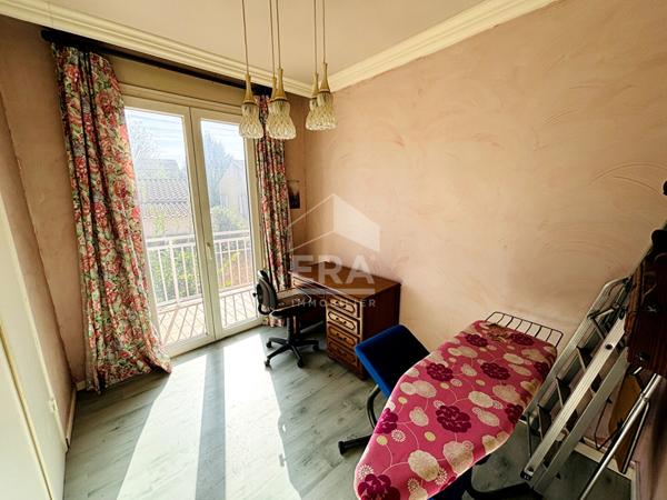 ISTRES - Maison Type 4 de 92 M2 + un studio de 46 M2 sur une parcelle de 1270 m2 avec piscine