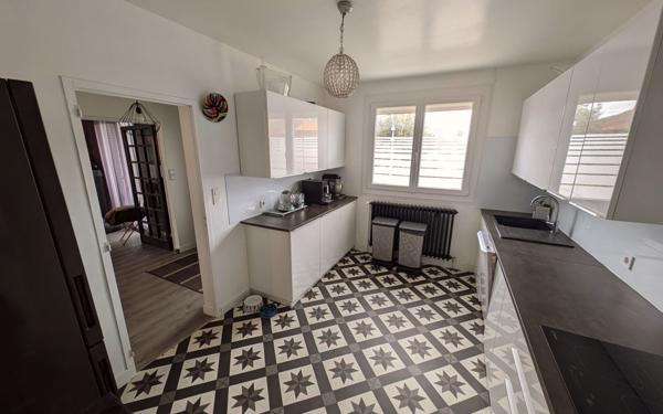 Maison à vendre    5 pièces • 148 m2 Toulouse
