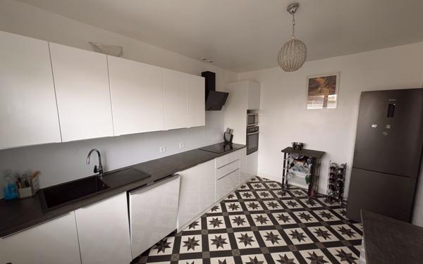 Maison à vendre    5 pièces • 148 m2 Toulouse