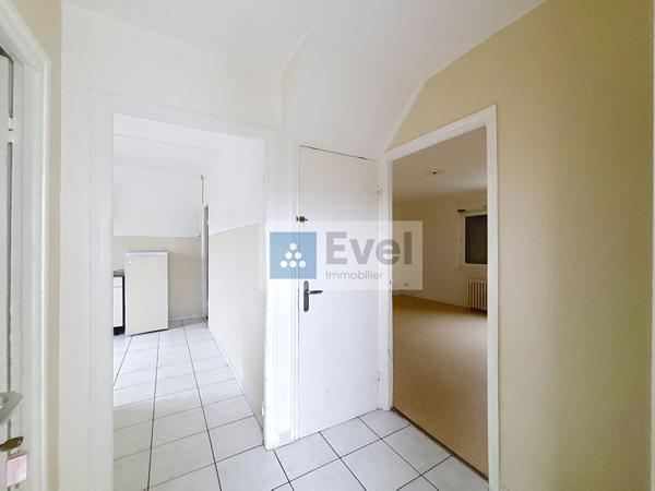 Maison individuelle - avec garage- terrain - 2 chambres