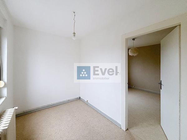 Maison individuelle - avec garage- terrain - 2 chambres