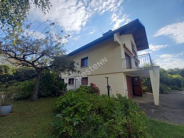 Maison spacieuse sur sous-sol complet à Sonnaz - Idéale pour une famille !