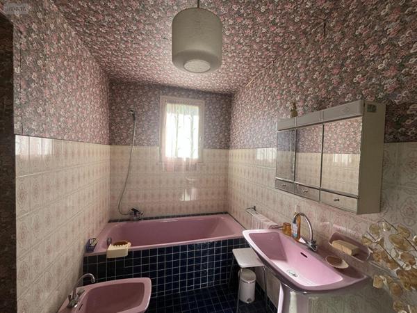 Maison à vendre à Bagnac-sur-Célé dans le Lot (46270), ref : MAIS83