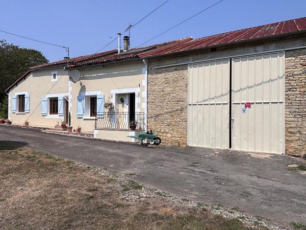 Maison de Campagne, Dépendances, Terrain et Potentiel de Gîte / Maison d'Hôtes Chatain