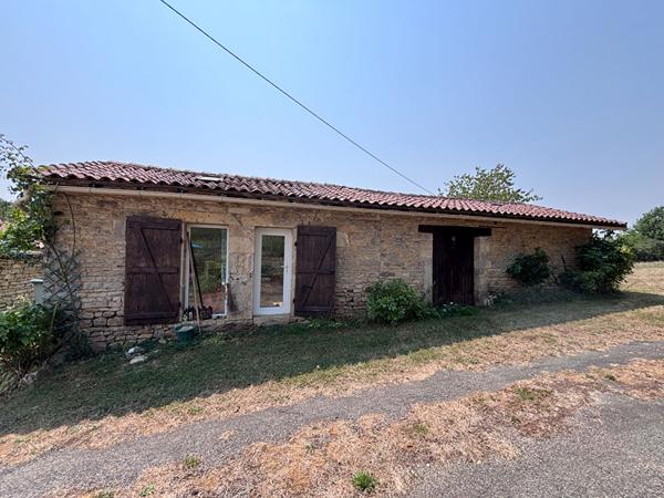 Maison de Campagne, Dépendances, Terrain et Potentiel de Gîte / Maison d'Hôtes Chatain