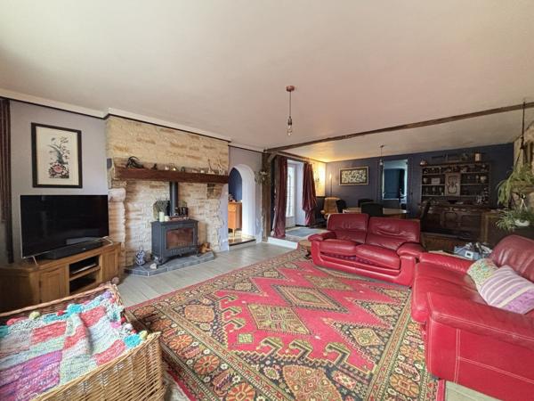 Maison de Campagne, Dépendances, Terrain et Potentiel de Gîte / Maison d'Hôtes Chatain