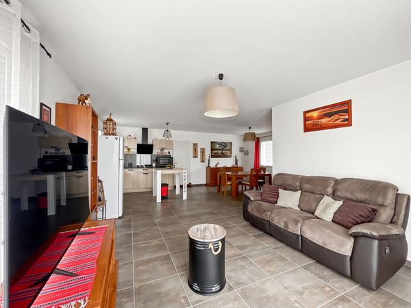 Maison récente de Type 4 avec garage