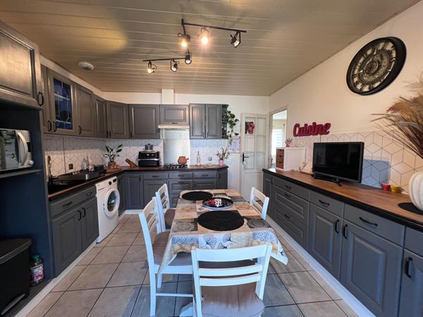 Maison Aizenay 6 pièce(s) 117.23 m2