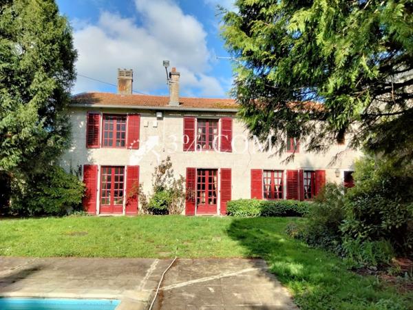 Maison 6 pièce(s) 4 chambre(s) 245 m²