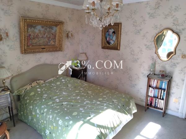 Maison 6 pièce(s) 4 chambre(s) 245 m²