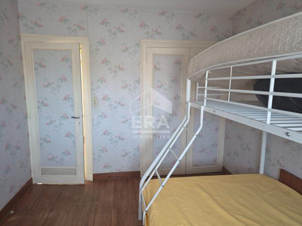 Maison à vendre à Saint-Martial-d'Artenset - 3 pièces, 66 m² sur terrain de 4050 m²
