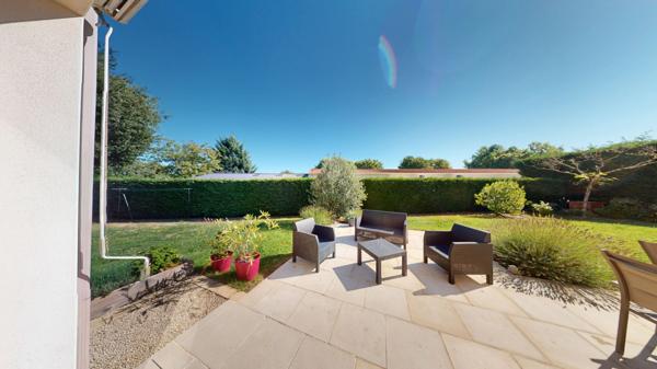 Maison d'architecte de 176 m² , Quartier résidentiel recherché à Saint-Benoît