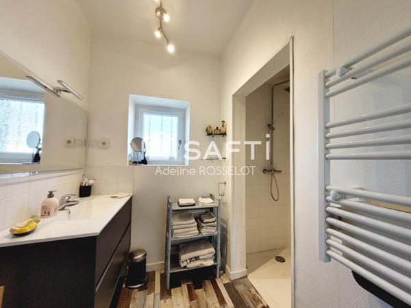 A 1h de Paris, maison de charme + grange d'env. 160 m²