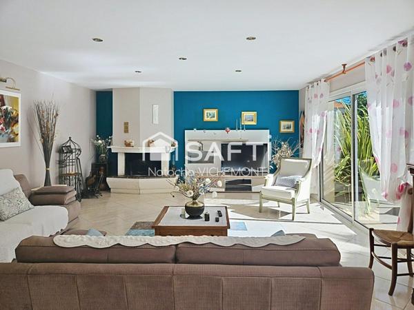 Grande villa familiale sur terrain paysagé à Chatelaillon avec revenus locatifs possible!