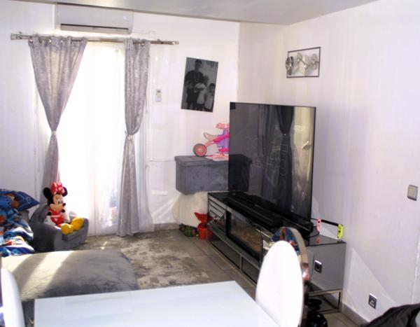 Immeuble 14 pièces - 207 m²