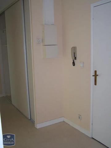Appartement à louer 2 pièces 51.23m² Le Mans (72000)