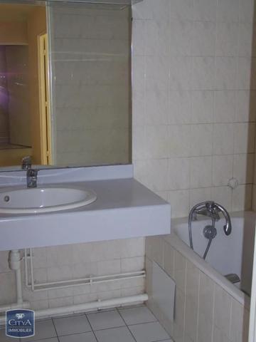Appartement à louer 2 pièces 51.23m² Le Mans (72000)