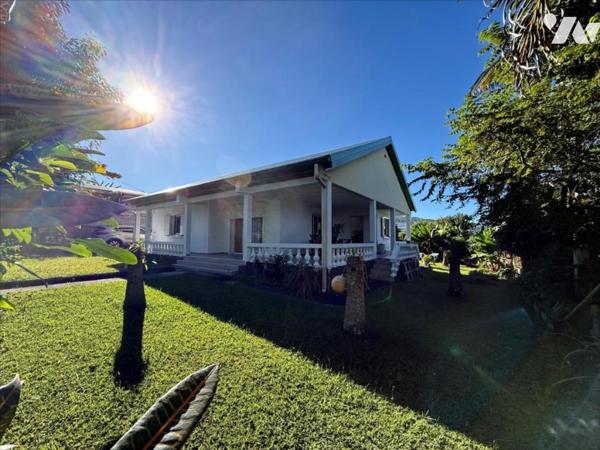 LE TAMPON 11 EME MAISON F4 SUR 750 M² DE TERRAIN