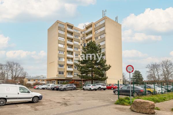 Appartement 4 pièces de 100 m² avec balcon et loggia