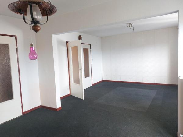 Appartement 4 pièces de 100 m² avec balcon et loggia