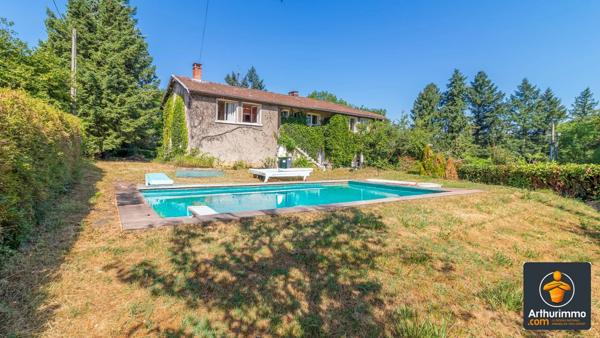 Vente Maison 8 pièces 240 m2 à Saint-Genis-Laval