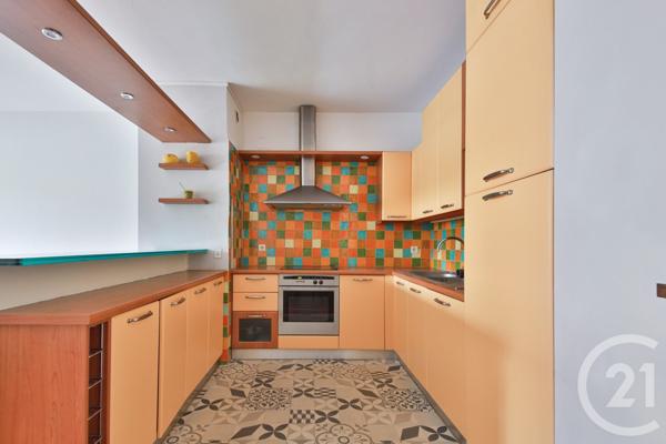 Appartement F2 à vendre  2 pièces - 66,89 m2 PARIS - 75016